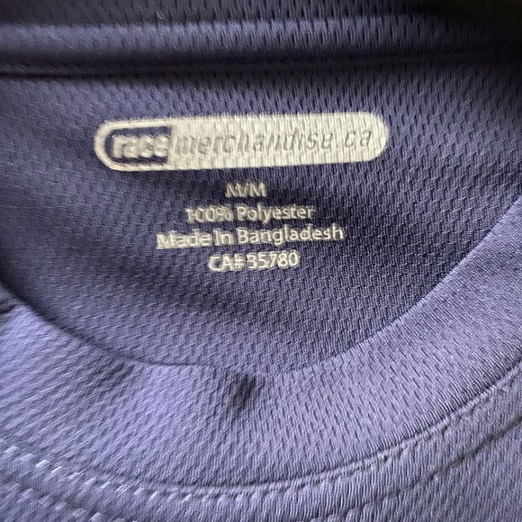 Waterloo 10km clastic running t shirt - Picture 3 of 3